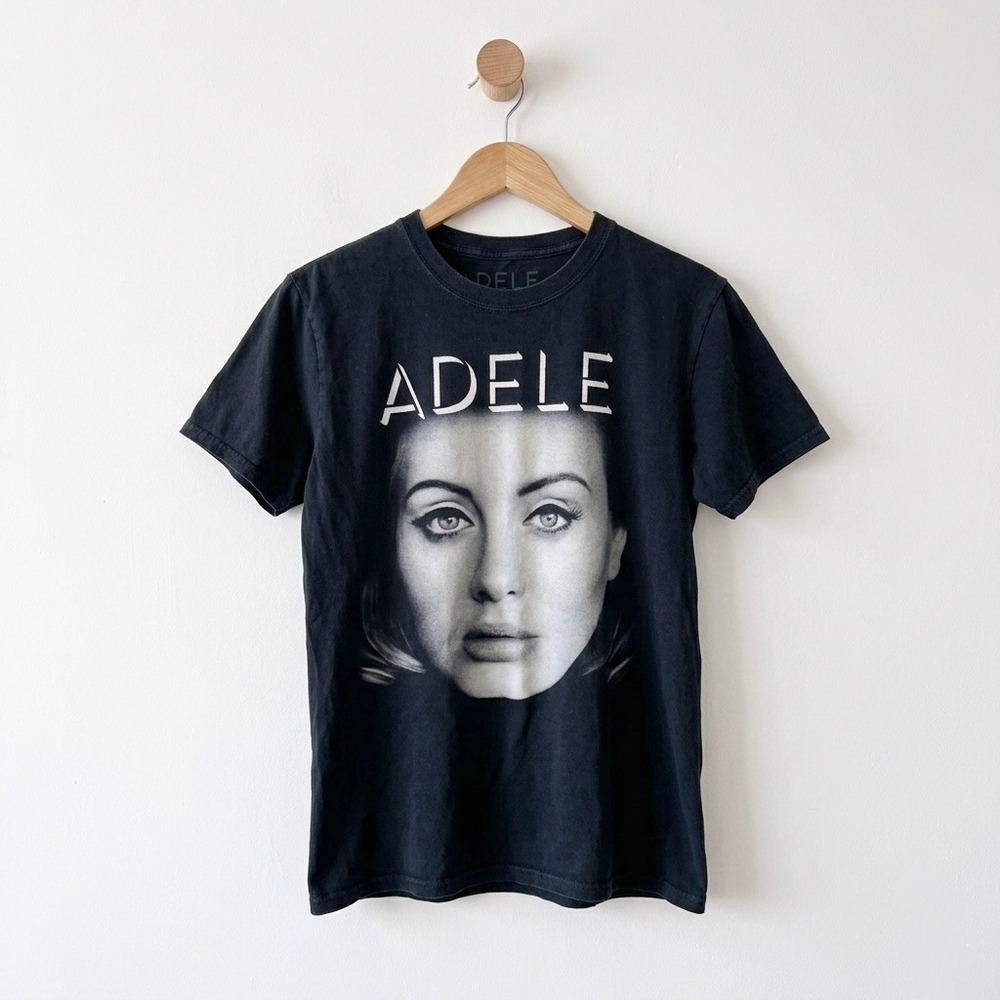 Adele Live 2016 Concert Tour Face Graphic T-Shirt Black Womens‎ Medium Dates